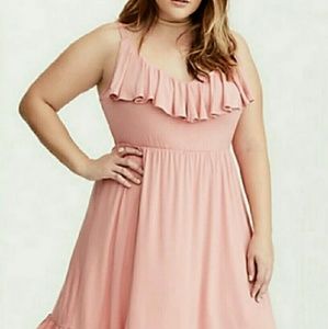 💕New Torrid Plus Pink Ruffle Dress ❤️